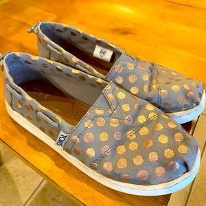 Girls Toms
